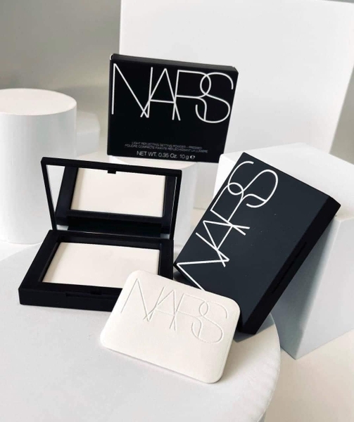 Phấn Phủ dạng nén Kiềm dầu Nars Light Reflecting Setting Powder