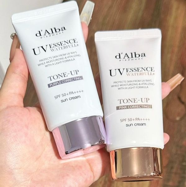 Kem chống nắng nâng tone d'AIba Waterfull TONE UP Sun Cream SPF50+ PA++++