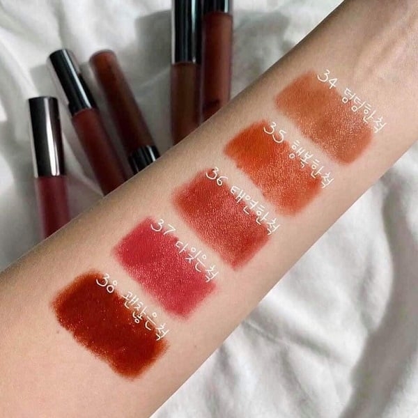 Son kem lì, lên màu chuẩn BBIA Last Velvet Lip Tint