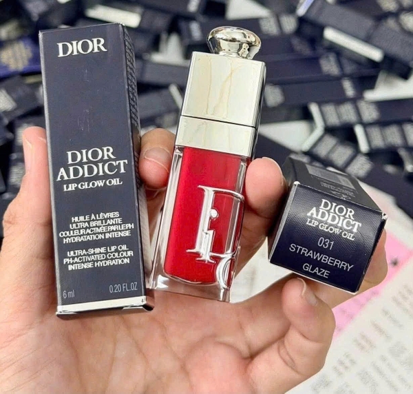 Son Dưỡng Môi Dior Addict Lip Glow Oil 031 Strawberry Glaze Màu Đỏ Dâu