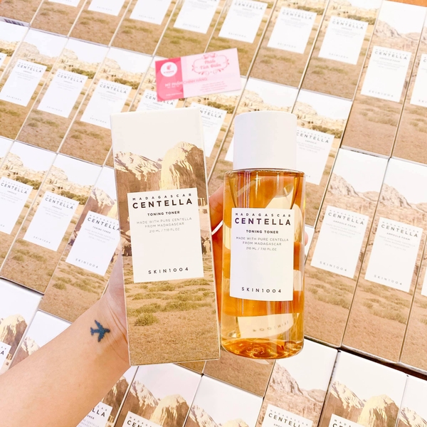 Toner Rau Má Dịu Da Skin1004 Madagascar Centella Toning 210ml
