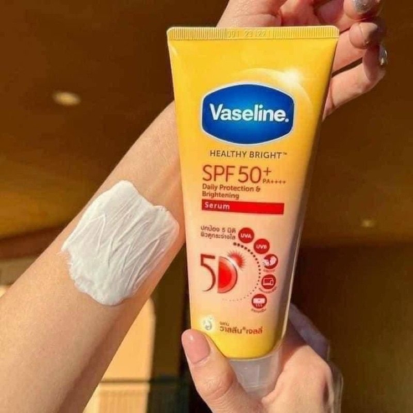Sữa Dưỡng Thể Chống Nắng Vaseline SPF 50+ PA++++ Healthy Bright Sun + Pollution Protect