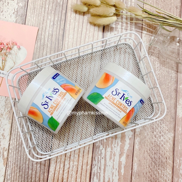 Tẩy Tế Bào Chết ST.Ives Acne Control Apricot Scrub