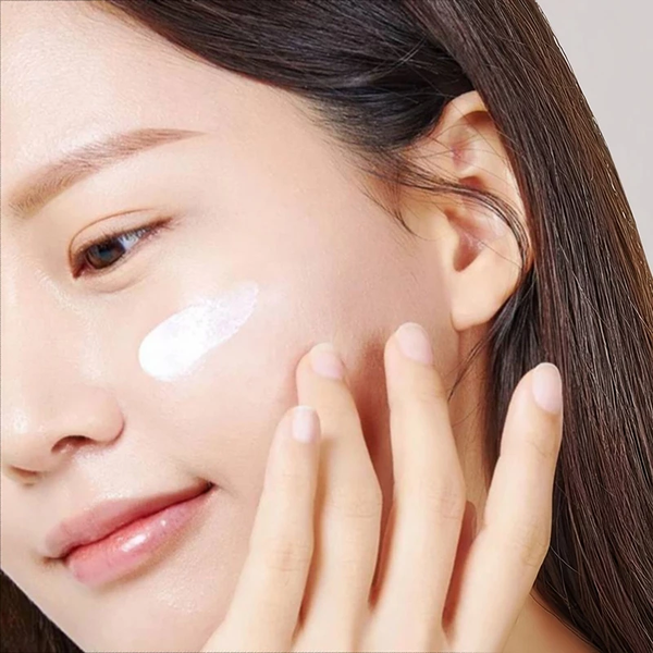 Kem Chống Nắng Cell Fusion C Laser Sunscreen 100 SPF50+/PA+++ 50ml