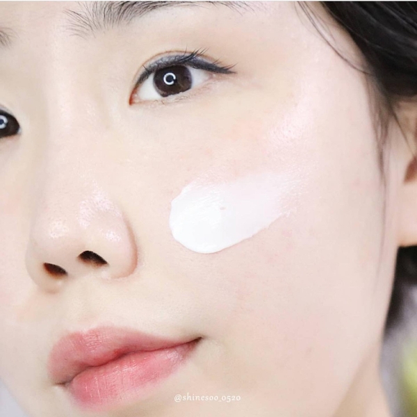 Kem Dưỡng Klairs Rich Moist Soothing Cream 80ml