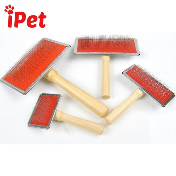 luoc-can-go-chai-long-roi-cho-cho-meo-ipet-shop