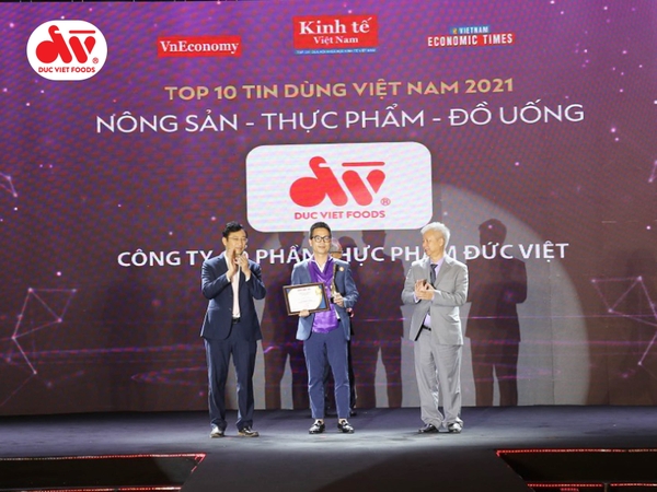 XÚC XÍCH KIELBASA LỌT TOP 10 TIN DÙNG VIỆT NAM 3 36ffa984e29928c77188