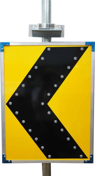 tieu-phan-quang-mui-ten-loai-nho-nang-luong-mat-troi-hiq-tra-lsm