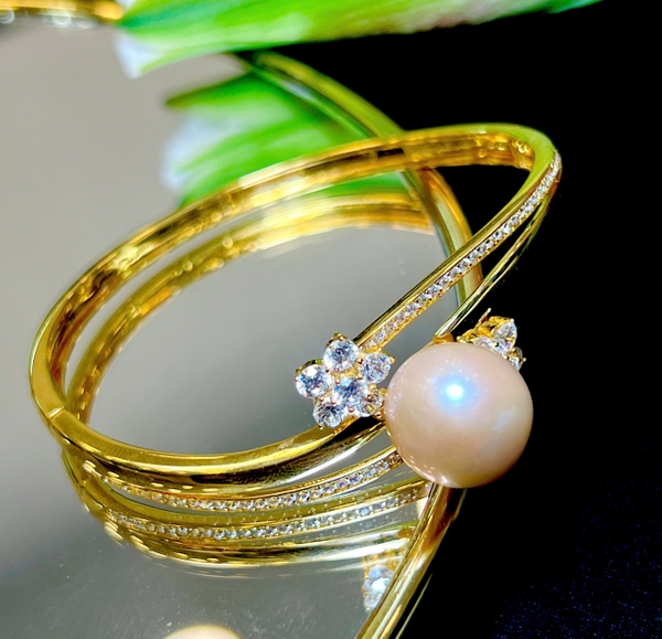 Vòng Tay Ngọc Trai . Quà tặng ý nghĩa