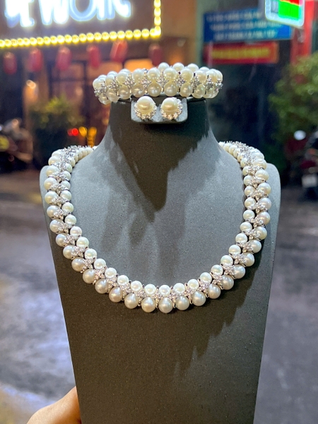Bộ ngọc trai thiên nhiên, món quà cao cấp