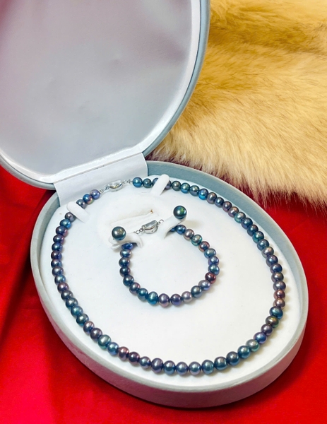 Genuine pearl jewelry