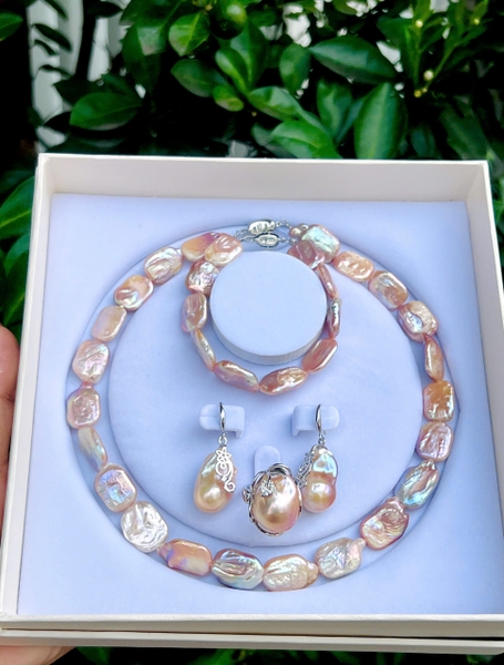 Thế Giới Ngọc Trai Ngay Trung Tâm Quận 1- Ngọc Trai Mai Phương.