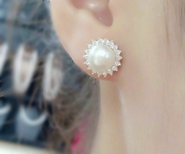 Pearl jewelry shop in Ho Chi Minh City – authentic pearls, elegant designs.