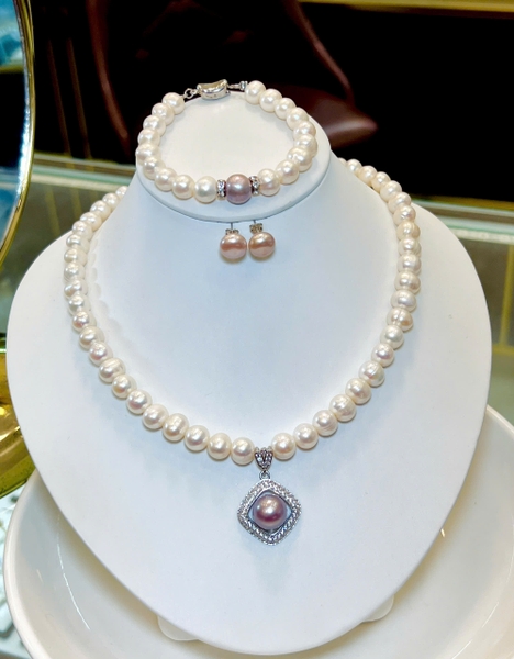 Bộ Ngọc Trai Sang Trọng