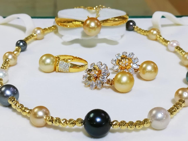 BỘ TRANG SỨC NGỌC TRAI BIỂN QUÝ PHÁI