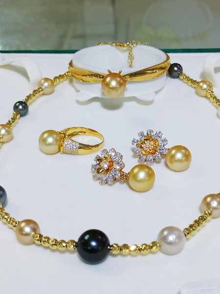 BỘ TRANG SỨC NGỌC TRAI BIỂN QUÝ PHÁI