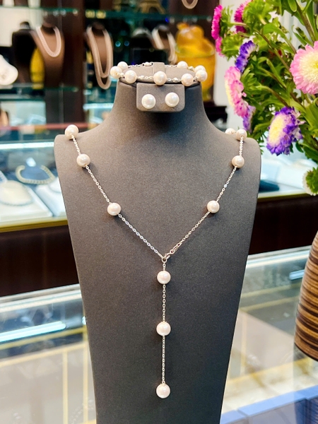 Bộ Ngọc Trai Duyên Dáng . Món Quà Tặng Ý Nghĩa