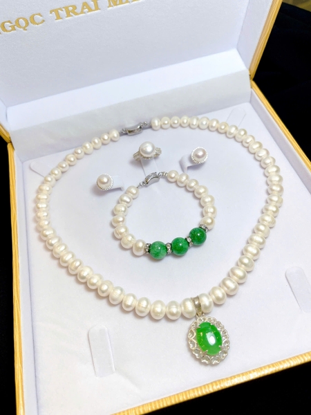 Bộ ngọc trai làm quà tặng 8/3 ý nghĩa