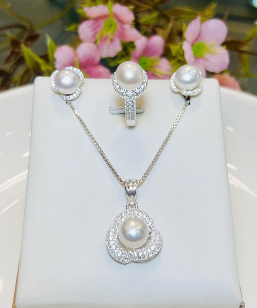 Bộ Trang sức ngọc trai chế tác bạc