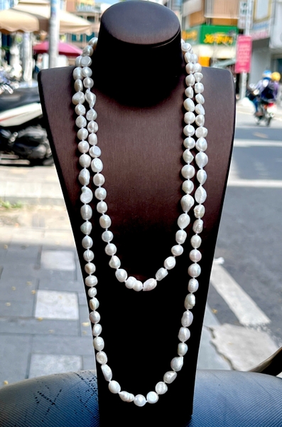 Chuỗi cổ ngọc trai thô sang trọng