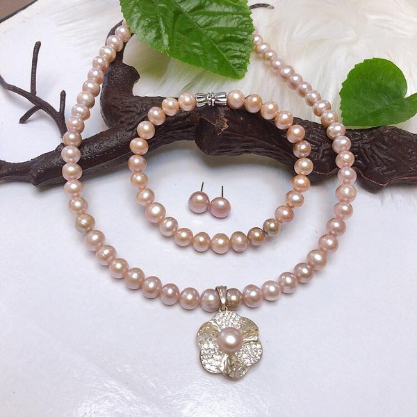 Bộ Ngọc Trai Tím Hồng Thanh Lịch