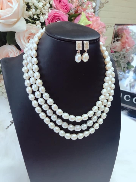 Bộ Ngọc Trai Vòng Cổ Và Hoa Tai Giọt Sang Trọng