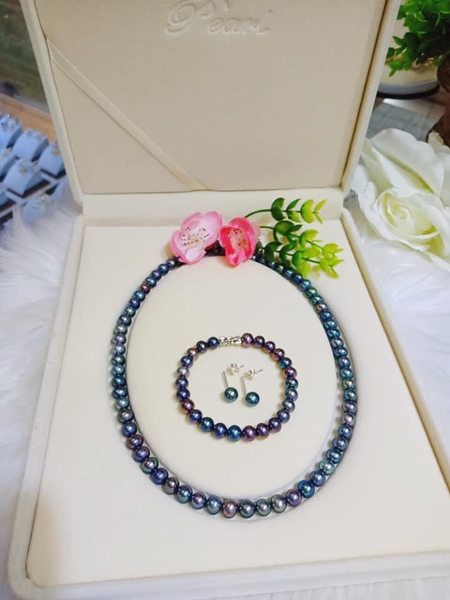 Bộ Ngọc Trai Xanh Lông Công Quý Phái