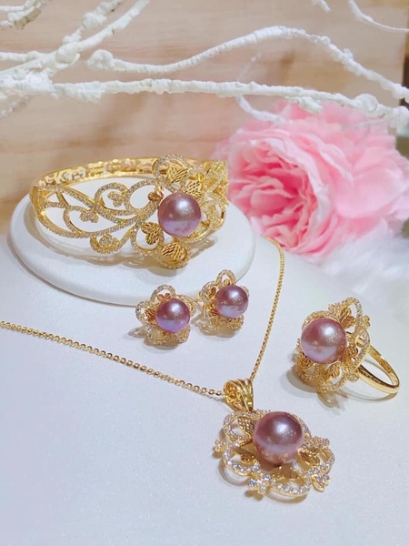 Bộ Trang Sức Ngọc Trai Tím Đẳng Cấp Sang Trọng