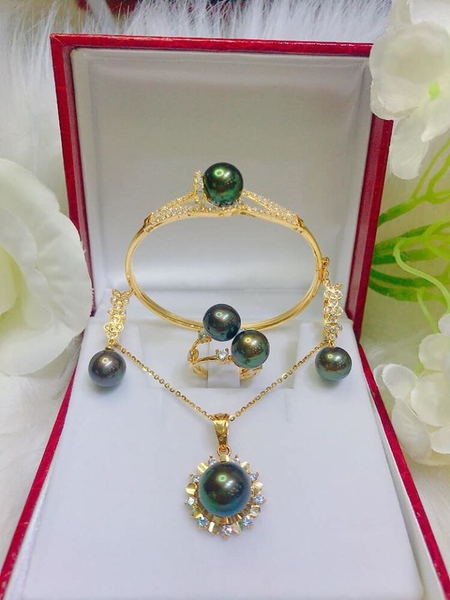 Bộ Trang Sức Ngọc Trai Xanh Rêu Cao Cấp Sang Trọng