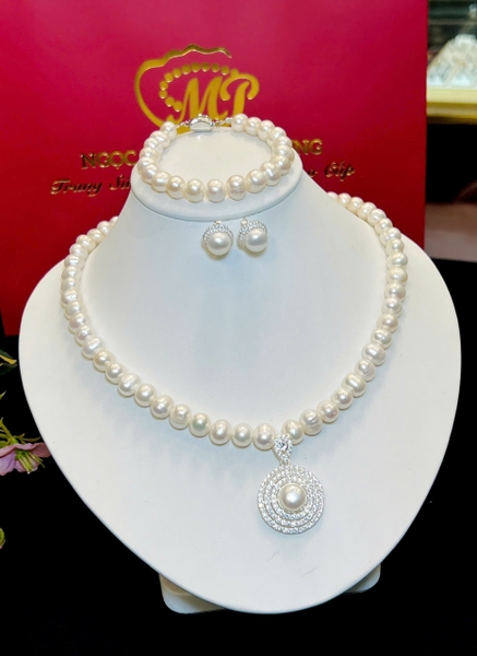 Bộ Ngọc Trai Quà Tặng Mang Dấu Ấn Thời Gian