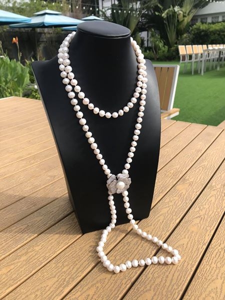 Chuỗi Cổ Ngọc Trai Phối Cài Áo Sang Trọng