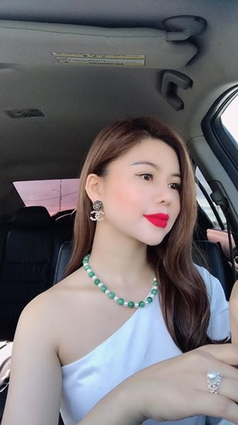 Chuỗi Cổ Ngọc Trai Phối Cẩm Thạch Duyên Dáng