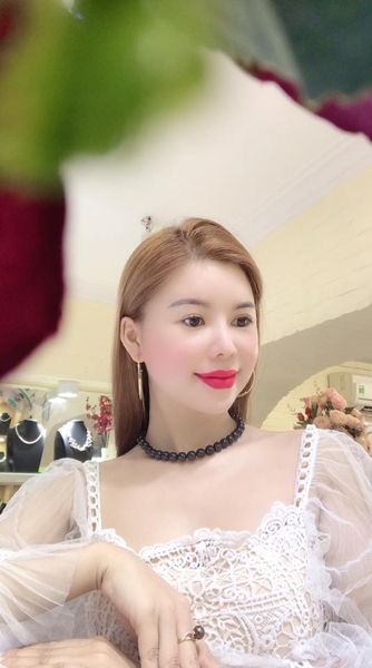 Chuỗi Cổ Ngọc Trai Đen Quý Phái 