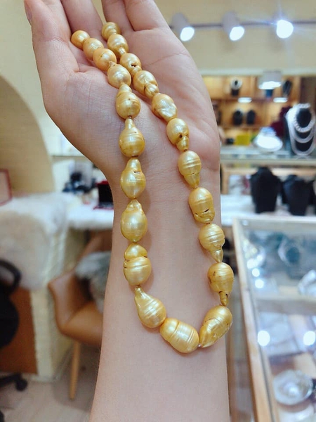 Chuỗi Ngọc Trai Giọt Thô Vàng Kim Độc Đáo