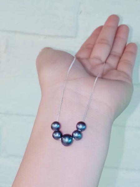 Dây Chuyền Xuyên Ngọc Trai Xanh Đen