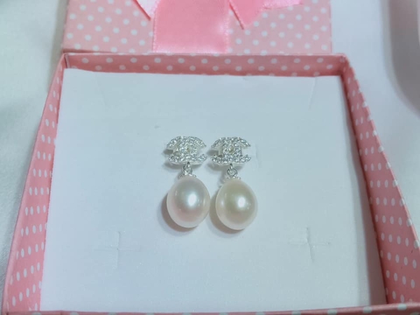 Hoa Tai Ngọc Trai Chanel Sang trọng