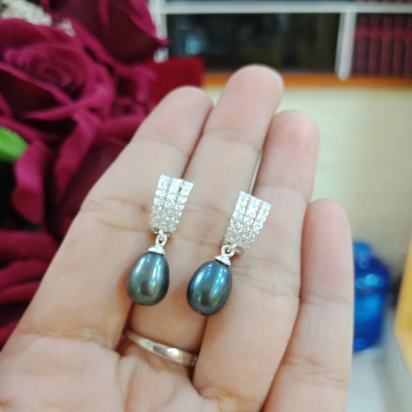 Hoa Tai Ngọc Trai Giọt Xanh Đen Quý Phái