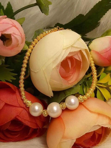 Lắc Tay Ngọc Trai Xinh Xắn