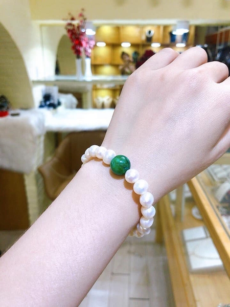 Lắc Tay Ngọc Trai Trắng Phối Viên Cẩm Thạch Thanh Lịch