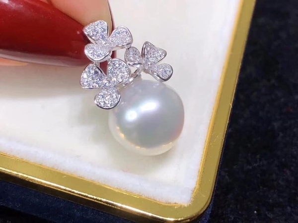 Mặt Ngọc Trai Trắng Cao Cấp Sang Trọng