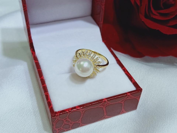 Nhẫn Ngọc Trai Độc Đáo Sang Trọng