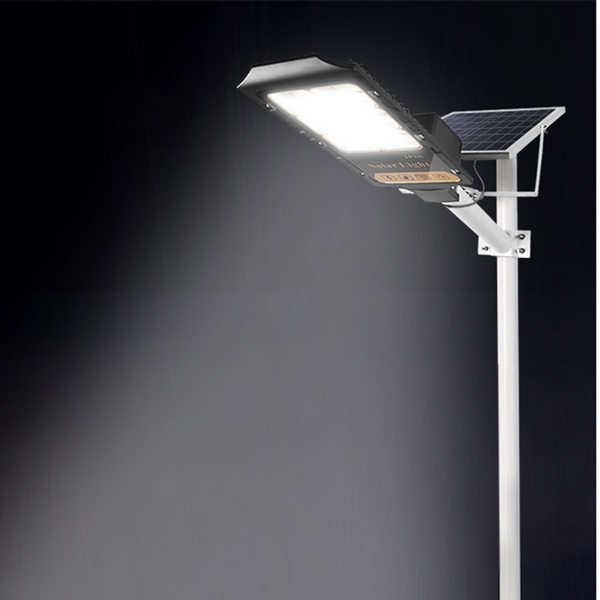 Đèn Đường Năng Lượng Mặt Trời Viền Vàng KITAWA 300W