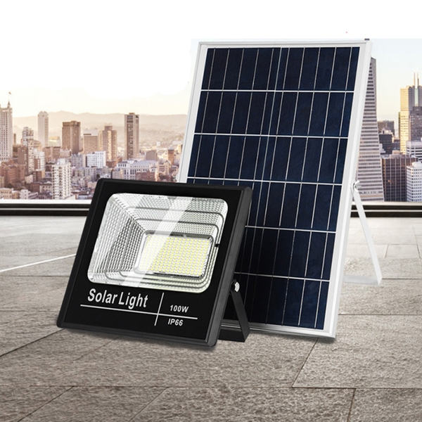 Đèn Pha Năng Lượng Mặt Trời 100W IP66 KITAWA