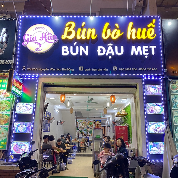 biển quảng cáo bún bò huế