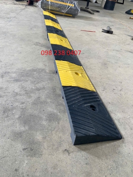 cao-su-cau-doc-cao-su-len-bac-len-xuong