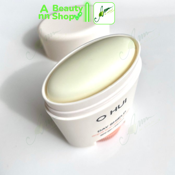 Thỏi chống nắng cấp ẩm mát da OHUI Day Shield Aqua Sun Stick To Go SPF50 /PA 14g