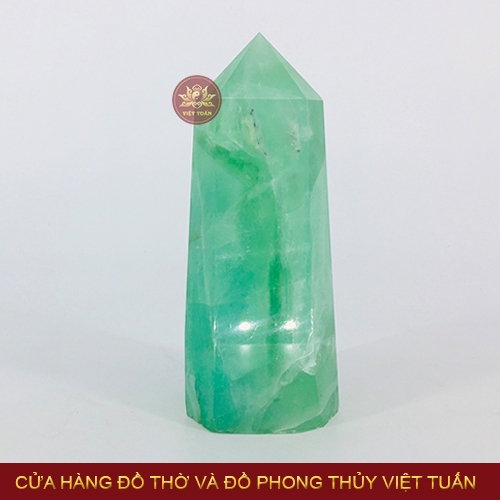 Trụ đá thạch anh xanh