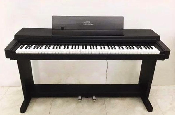 Yamaha CLP 550 giá rẻ