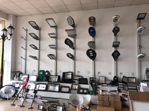 Danh Mục Sản Phẩm Chiếu Sáng ZALAA