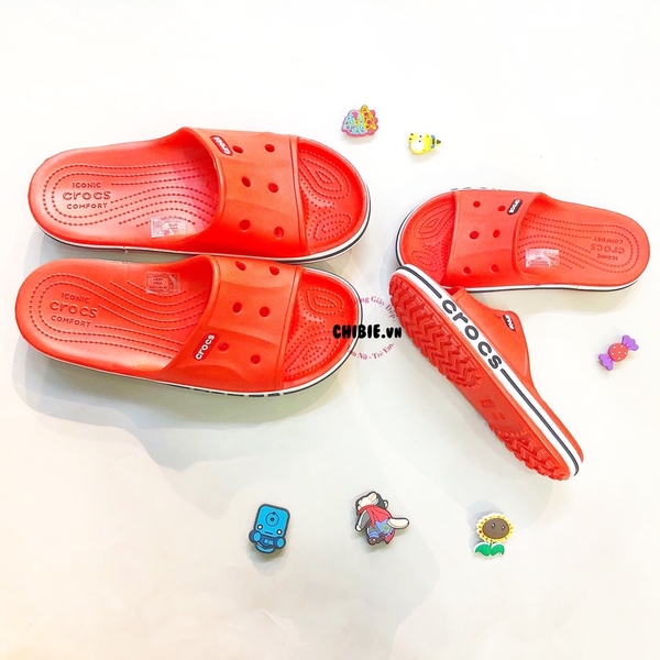 Dép cá sấu Crocs trẻ em Baya quai ngang màu đỏ - tặng 6 nút sticker